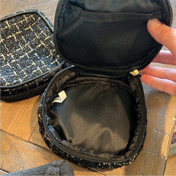 Tweed Wristlet Cosmetic Bag -Boutique-New! LAST ONE 🌶️ - Picture 7 of 9